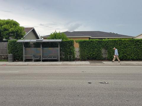 B5064 3